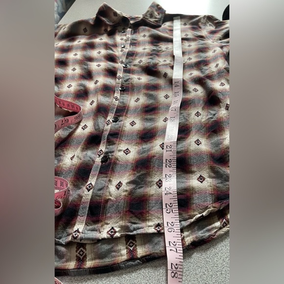 Forever 21 Men Diamond Print Button Up Shirt Size Xs - Picture 8 of 9